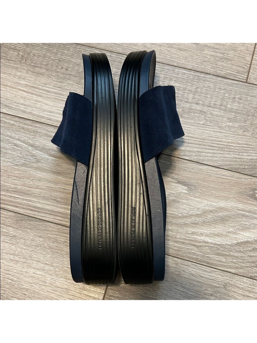 Donald Pliner FiFi Navy Suede Slip On Sandals - Picture 7 of 11